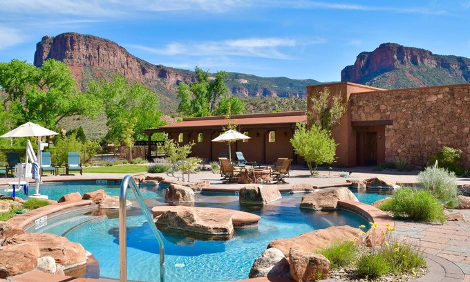 Gateway Cabin | Gateway Canyons Resort: A Memorable 4-Star Experience