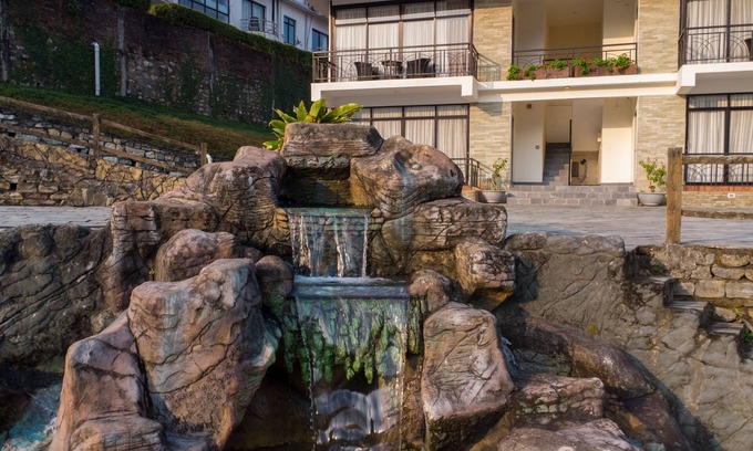 Gandaki Zone Hotel | Explore Gateway Himalaya Resort: Family-Friendly Retreat
