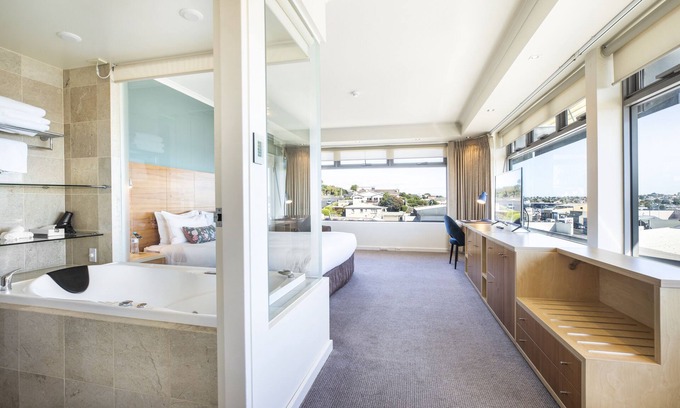 Devonport Hotel | Accessible Gateway Hotel by Nightcap Plus - 4 Star Stay