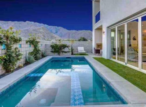 Palm Springs Villa | Elegant Gateway Resort with Private Pool & Ocean Views