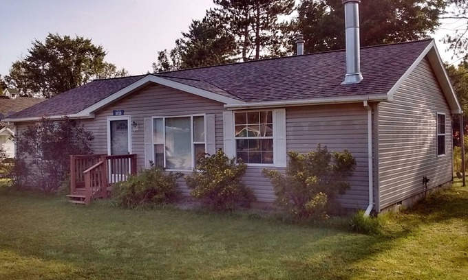Germfask House | Discover Nature at Pictured Rocks: 2BR Cottage Retreat