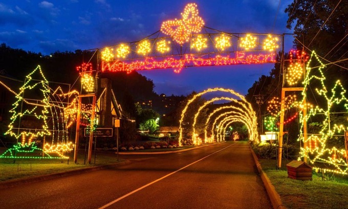 Gatlinburg Resort | Unforgettable New Year Retreat in Gatlinburg, Smoky Mountains