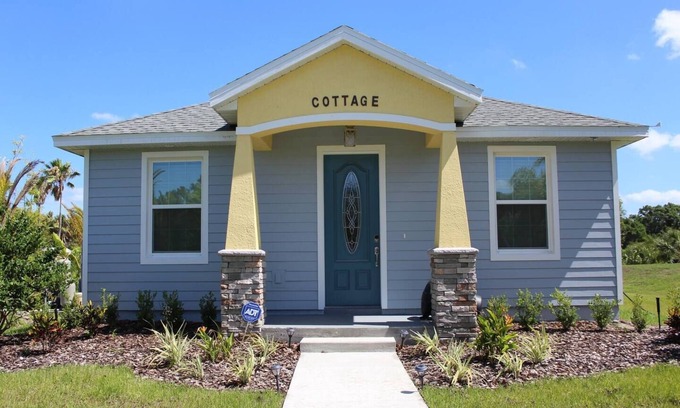 Oviedo Cottage | Discover a Cozy Oviedo Cottage Ideal for Families and Pets