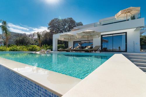 Rhodes Town Villa | Gatsby Rhodes: New Seaview Villa with Pool & Ocean View
