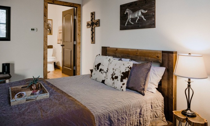 Dripping Springs House | Top-Rated Gaucho Room at Asante Lodging & Events