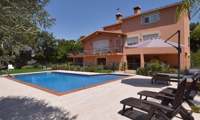 Santa Cristina de Aro Villa | Villa Gaudí: Tranquil Retreat with Private Pool & Spa