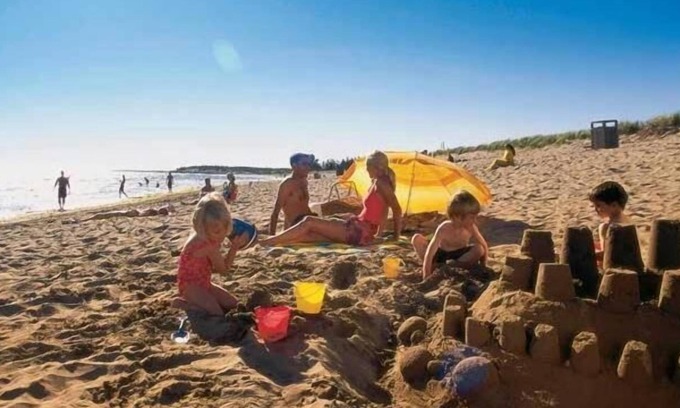 Shediac Hotel | Family-Friendly Retreat at Gaudet Chalets & Motel