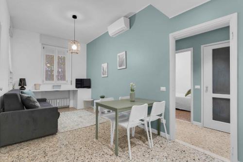 San Siro Apartment | Discover Gavirate House MM Lotto: Family & Pet Friendly Stay