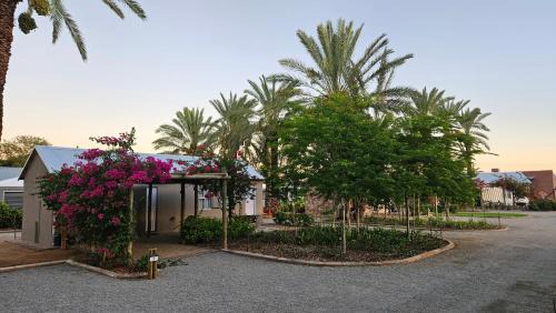 Kakamas Apartment | Unforgettable Stay at Gazelle Estate - 4-Star Excellence