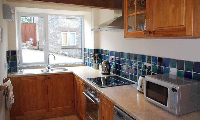 Hopton Cottage | 2 bedroom accommodation in Godfrey Hole near Carsington Water