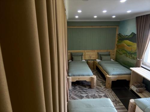 Volovat Cabin | GB Lounge
