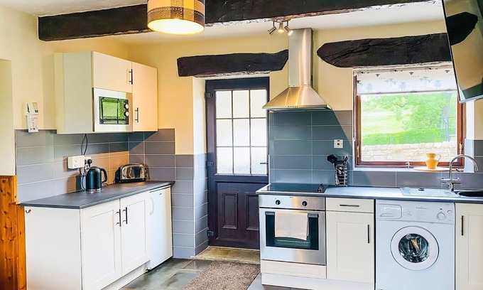 North York Moors National Park Cottage | Explore North Yorks Moor with Pet-Friendly Comforts