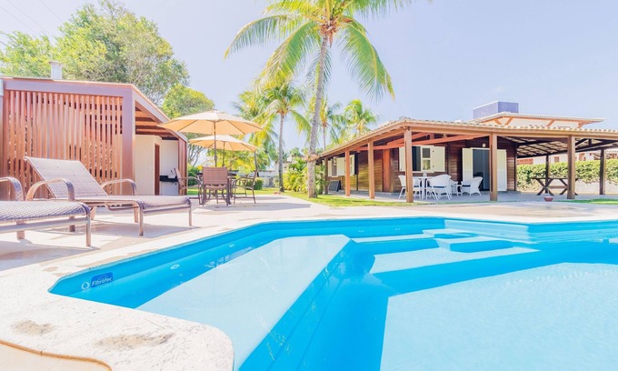 Centro House | GB69: Exceptional Beach House with Private Pool & Amenities