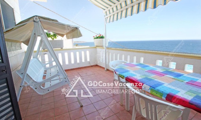 Marina di Andrano House | GD Case Vacanza - Beachside Retreat with Family-Friendly Perks