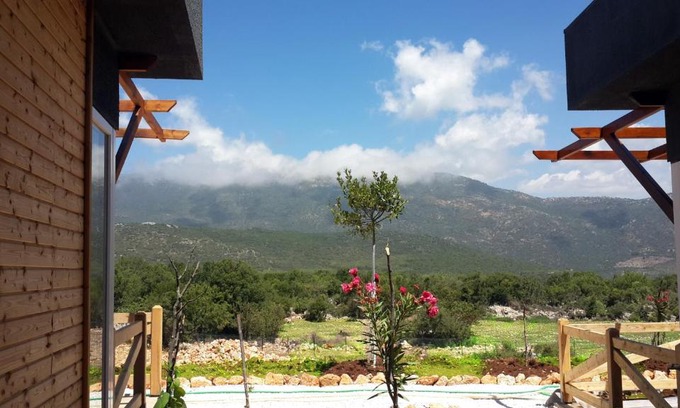 Kas Cabin | Pet-Friendly Retreat at Gedefehan Doğa Hotel with Pool