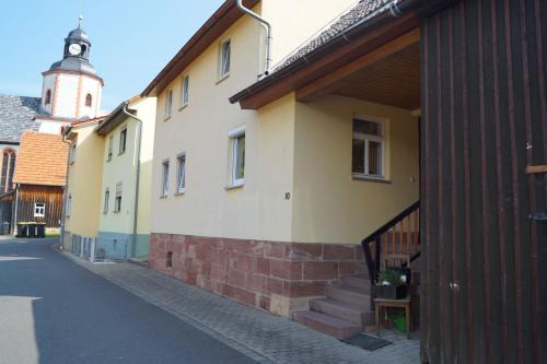 Unterweid House | Explore Geißberghaus: Pet-Friendly Escape with High Ratings
