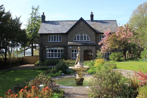 Pengam Bed & Breakfast | Gellihaf House: Guest Rated 9.8 with Fine Dining Options