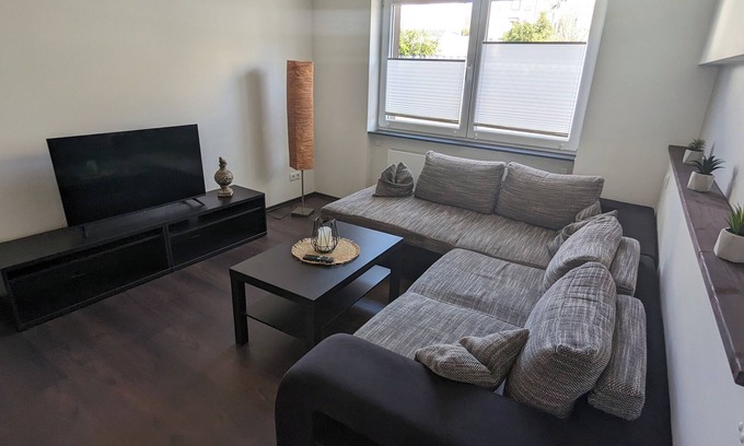 Becheln Apartment | Modern Ferienwohnung in Idyllischer Rheinlahn-kreis - 10/10 Rating