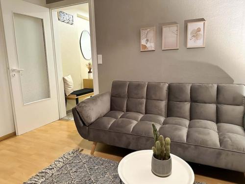 Neumuenster Apartment | Cozy 2-Bedroom Apartment in the Heart of the City