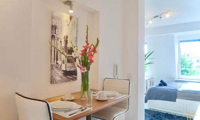 Bamberg Apartment | Cozy Modern Apartment with TV and High Guest Rating
