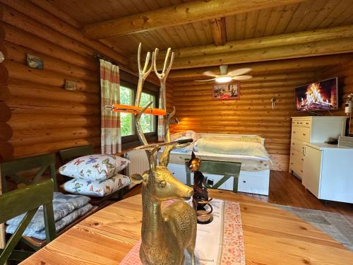 Judenau Ski Chalet | Cozy Cabin Near Vienna - Rated 9.4, Perfect for Families