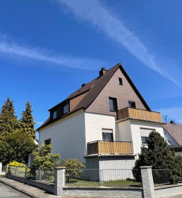 Asslar Apartment | Inviting Rooftop Apartment with 9.5/10 Guest Rating