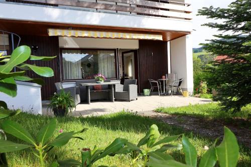 Bernau Apartment | Cozy Oceanfront Getaway with Sunny Terrace and Top Rating