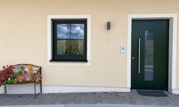 Pastetten Apartment | Cozy Vacation Apartment in Katterloh - Guest Rated 10/10