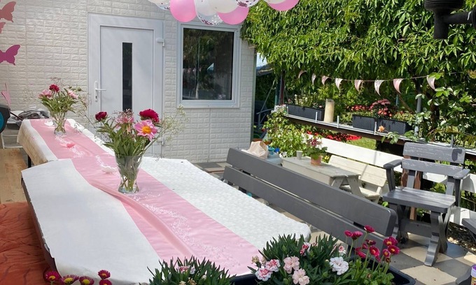 Jesewitz House | Cozy Getaway with Private Garden and Spacious Terrace