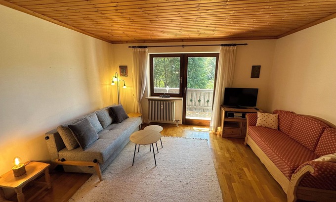 Zwiesel Apartment | Cozy Vacation Retreat with Scenic Green Views