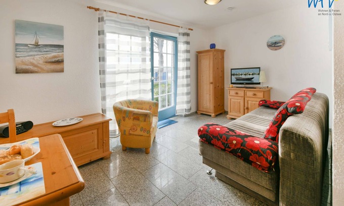 Seedorf Apartment | Cozy Holiday Apartment with Terrace and Lake View