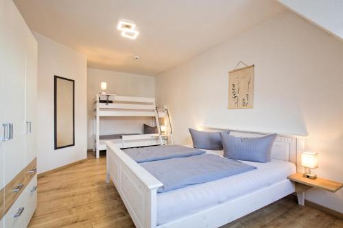Dinkelsbuehl Apartment | Cozy Family-Friendly Apartment in Dinkelsbühl, 9.3 Rated