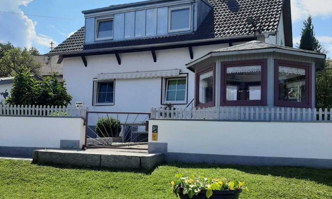 Leeder Apartment | Serene Nature Retreat in Oberbayern for Family Travelers