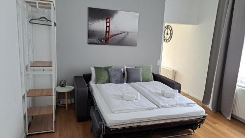 Fromhausen Apartment | Cozy Apartment with Garden, Pet and Child Friendly