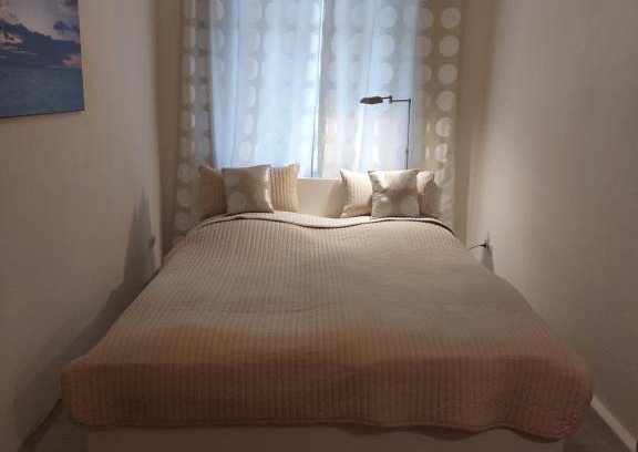 Zwenkau Apartment | Cozy Two-Bedroom Apartment "W1" in Zwenkau with Ocean View