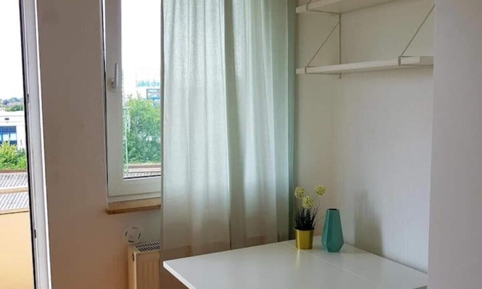 Weststadt Apartment | Cozy Studio with Balcony & Breakfast in Prime Location