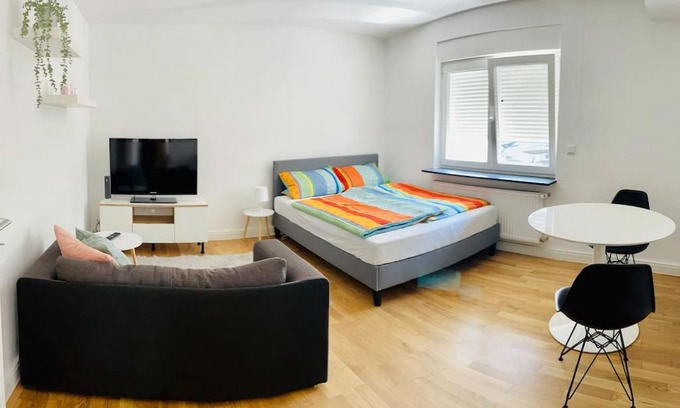 Langen Apartment | Cozy 1-Room Apartment for Families with Great Reviews