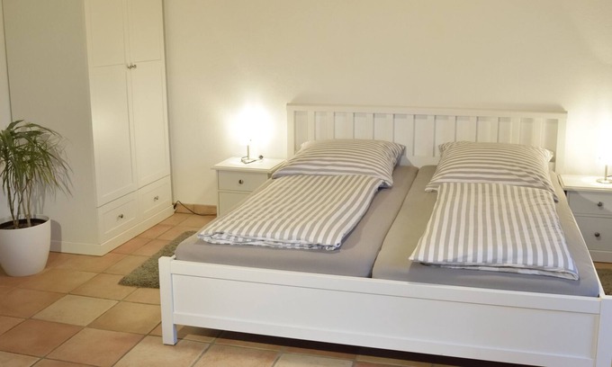 Lichtenberg Apartment | Cozy 50sqm Apartment with Parking, Wi-Fi & Top Reviews