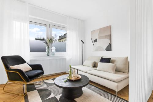 Alstaden Apartment | Cozy Apartment Near Ruhrpark - Pet & Child Friendly Stay