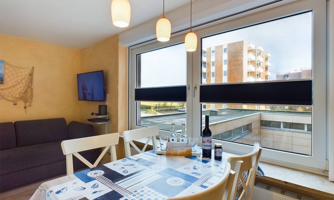 Wyk auf Foehr Apartment | Cozy Apartment at Wyker Südstrand: Ideal Location & Pool