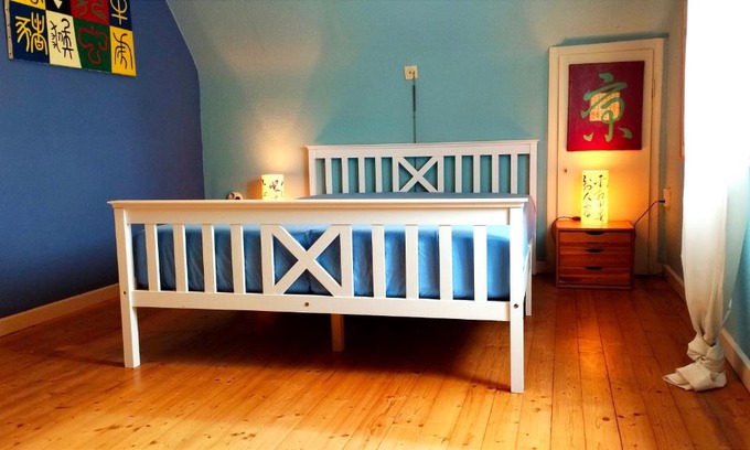 Schoemberg House | Cozy Private Room with Ocean Views and Family Amenities