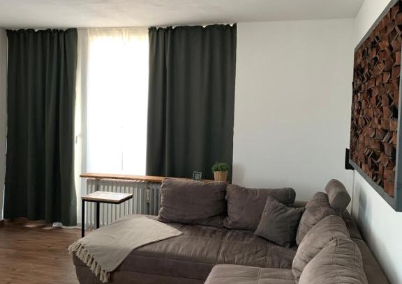 Ichenhausen Apartment | Cozy Apartment with Breakfast & Child-Friendly Amenities