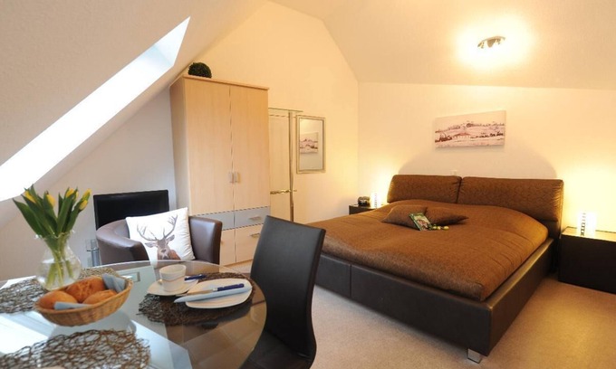 Uetzing Apartment | Cozy 3-Star Retreat with Allergy-Friendly Amenities