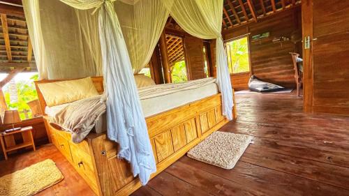East Selemadeg Villa | Pet-Friendly Retreat at Gempinis Coffee Shop and Villa