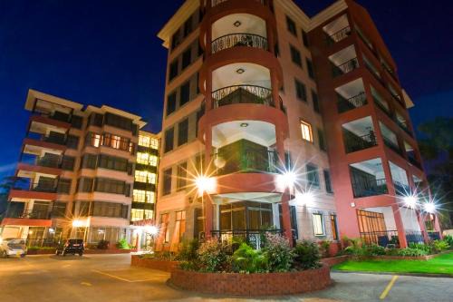 Westlands Apartment | Discover GemSuites State House: 4-Star with Pool & Dining