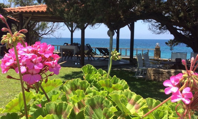 Kanelion Apartment | Genari Beach Apartments- Sea View Apartment