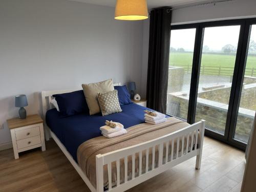 Watford House | Cozy Genesis 1 Bed Cottage - Perfect for Family Getaways