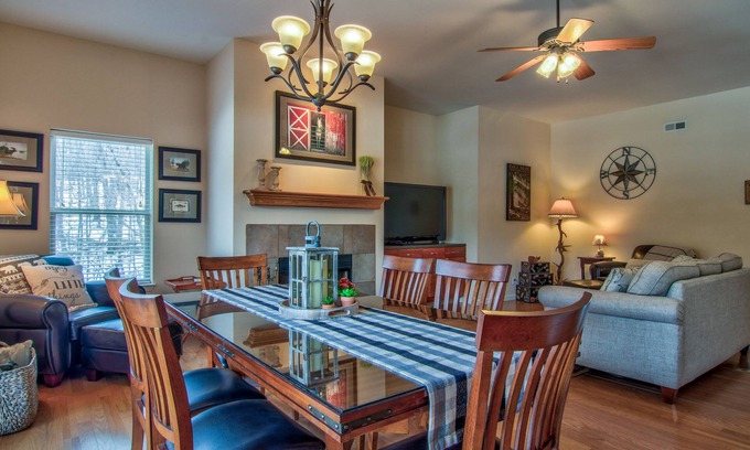 Innsbrook Condo | Oceanfront Geneva Cove Condo with Pool & Family Amenities