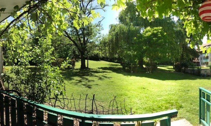 Bernex Apartment | Geneva GVA Genève Bernex - Homestay tramwayTPG14 - ViaRhôna