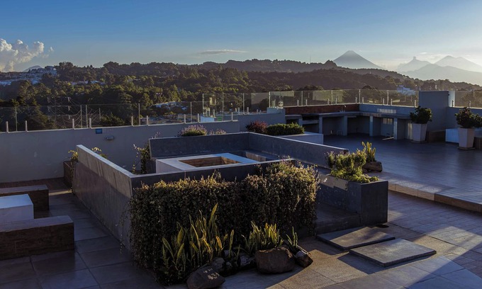 Santa Catarina Pinula Apartment | Cozy Hideaway in Carretera a El Salvador with Pool & Spa